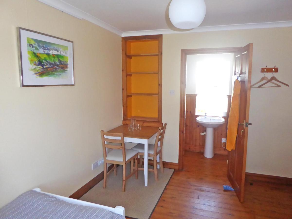 Facing West Bed & Breakfast Carnduncan Bagian luar foto